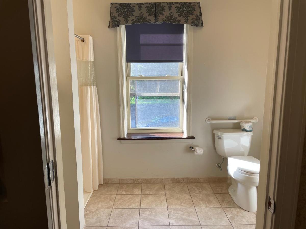 King Room - Disability Access