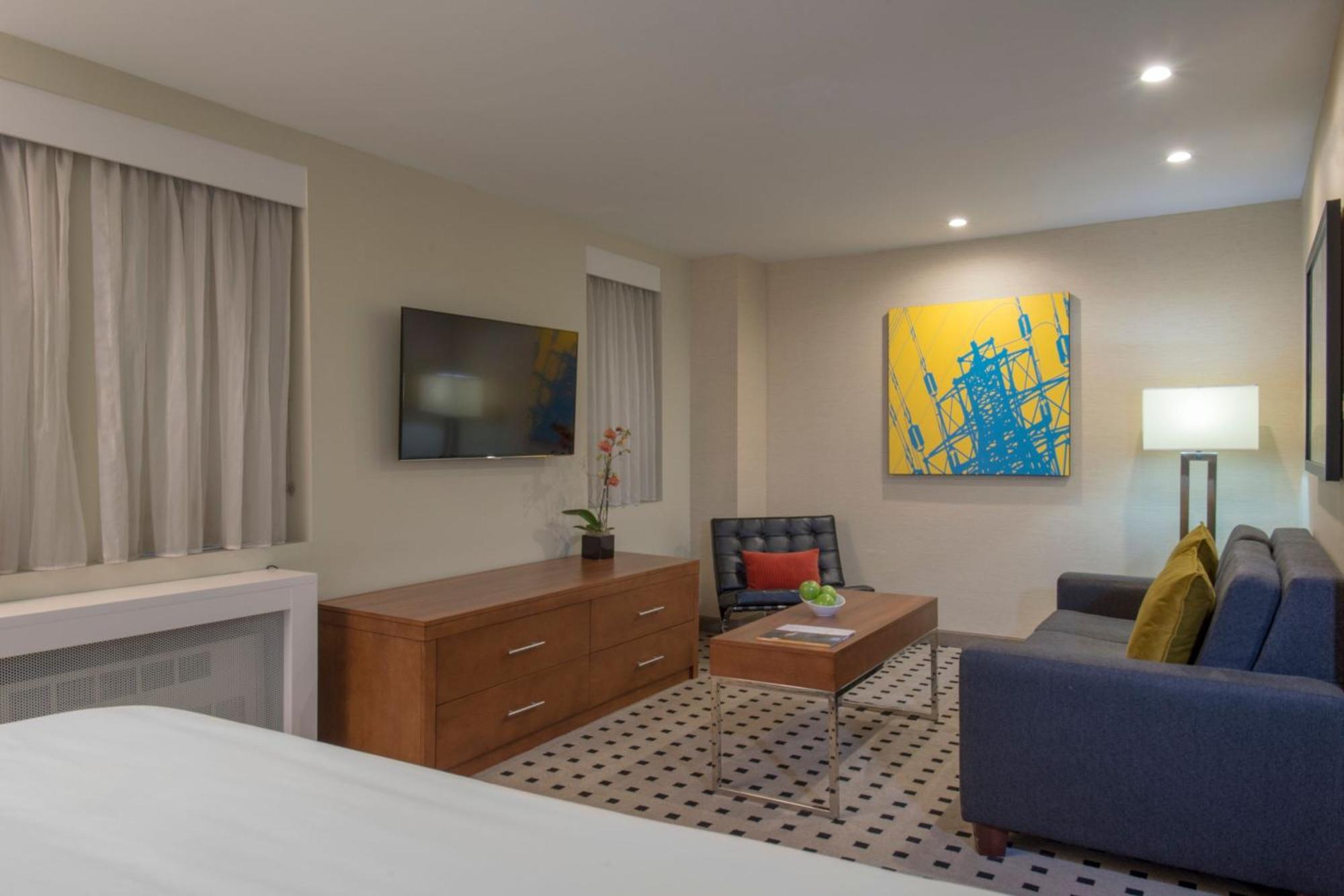 King Suite with Sofa Bed