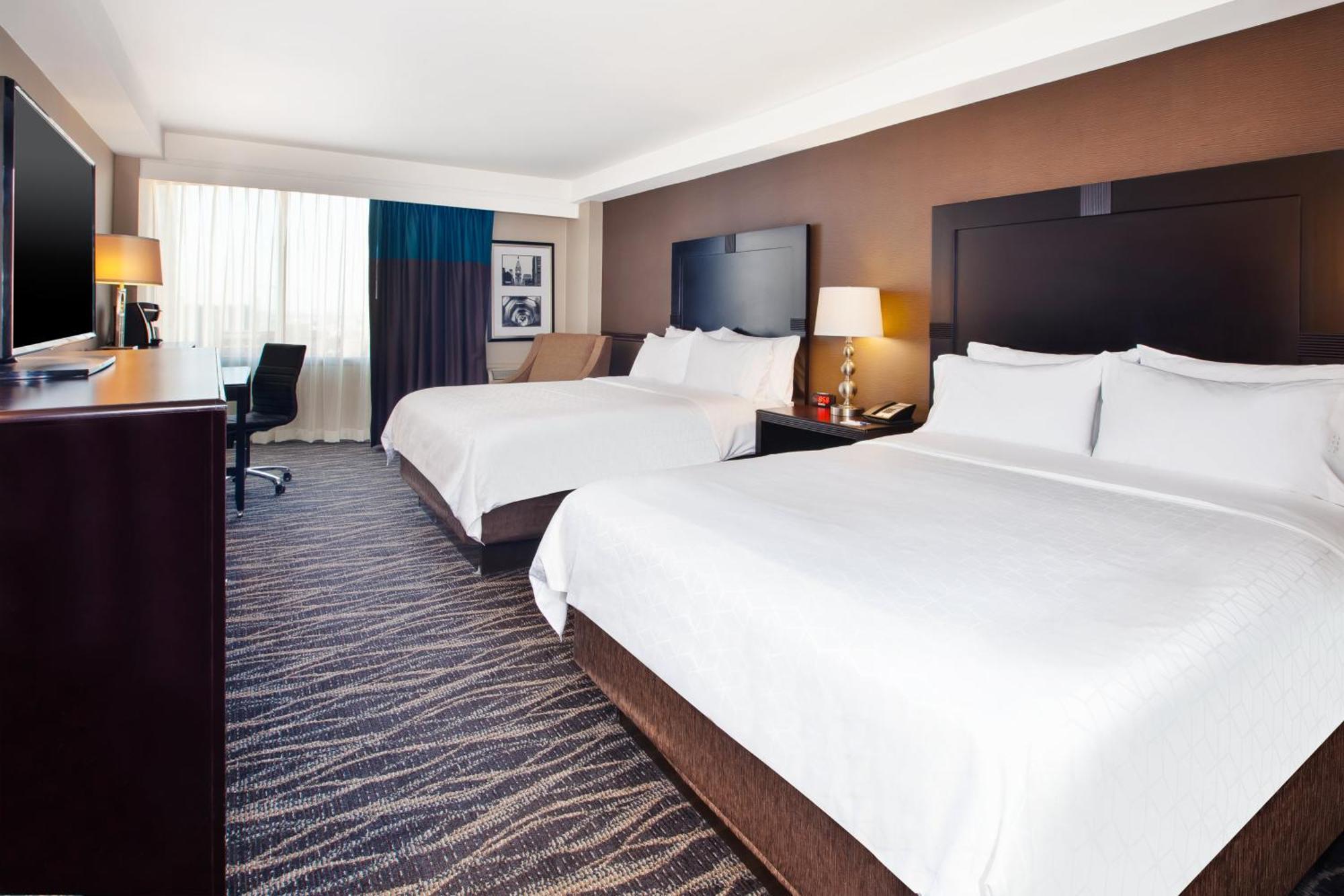 Standard Room with Two Queen Beds