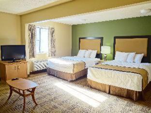 Deluxe Studio with 2 Double Beds - Non-Smoking,1210416937:JPEG