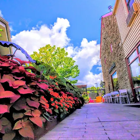 Chestnut Hill Hotel-2