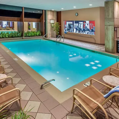 Doubletree By Hilton Philadelphia Airport-2